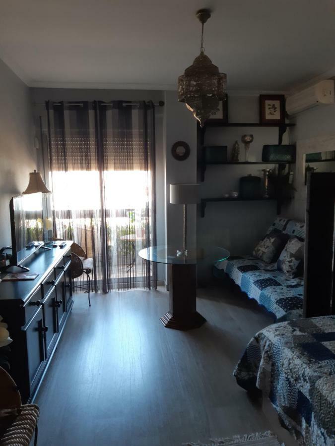 Espacio Amalia Triana เซบีญา ภายนอก รูปภาพ